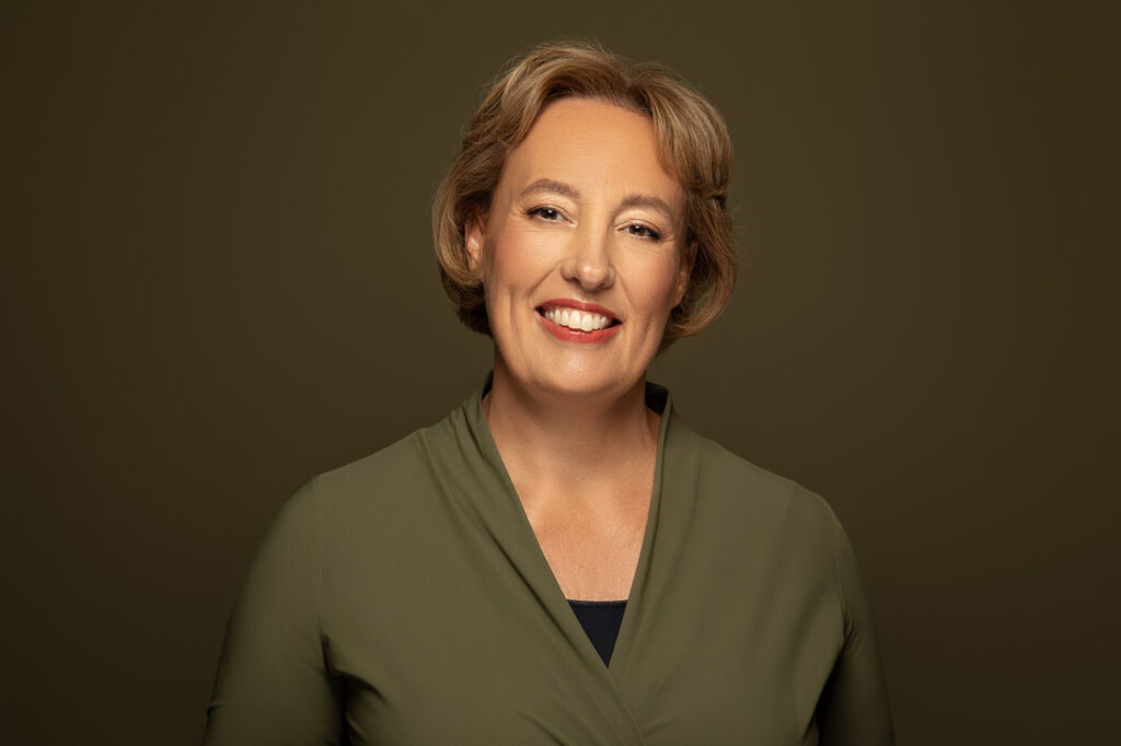 Portretfoto van Maryse Spapens, oprichter ZorgkompaZ